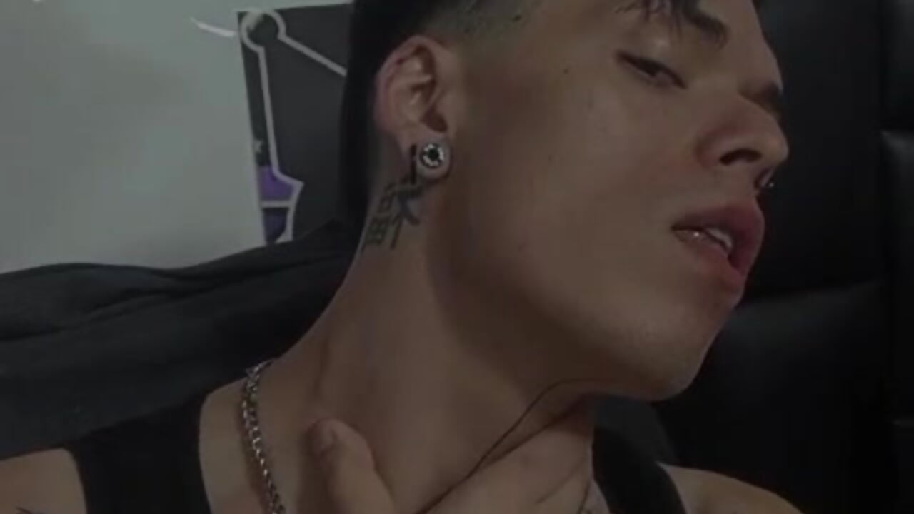 My tattoos - video oleh model kamera Anhony_Muscle