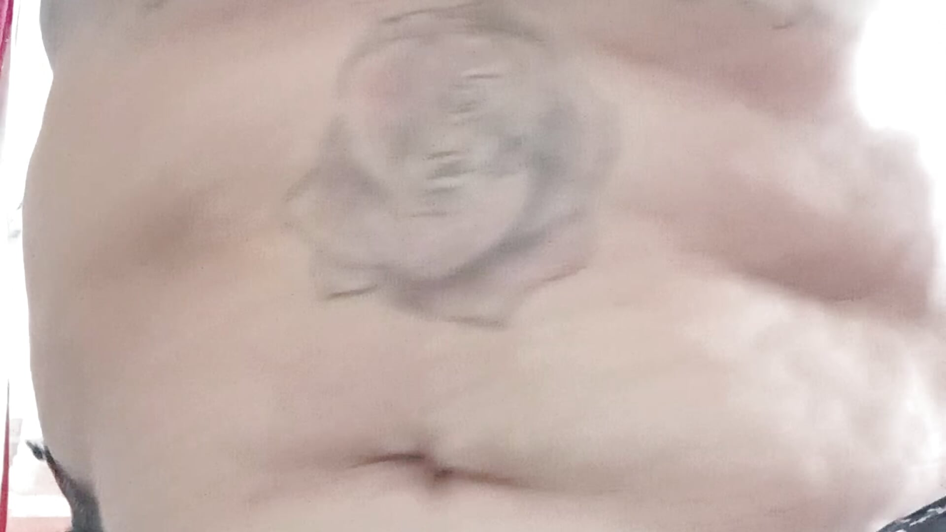 Love tattoo 💋❤️ - فيديو من Sammylatinaxxx موديل الكام