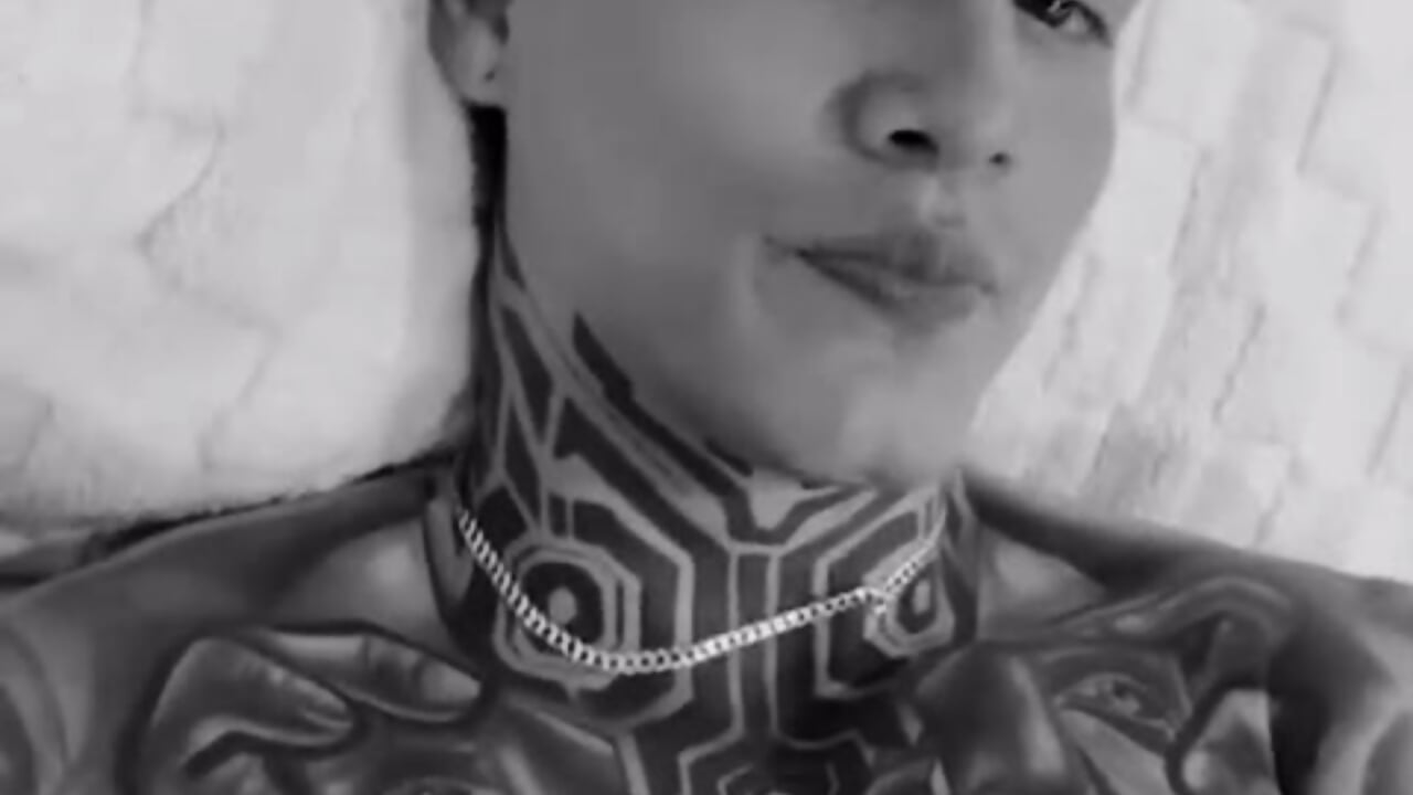 :3 - video oleh Chrissblack kamera model