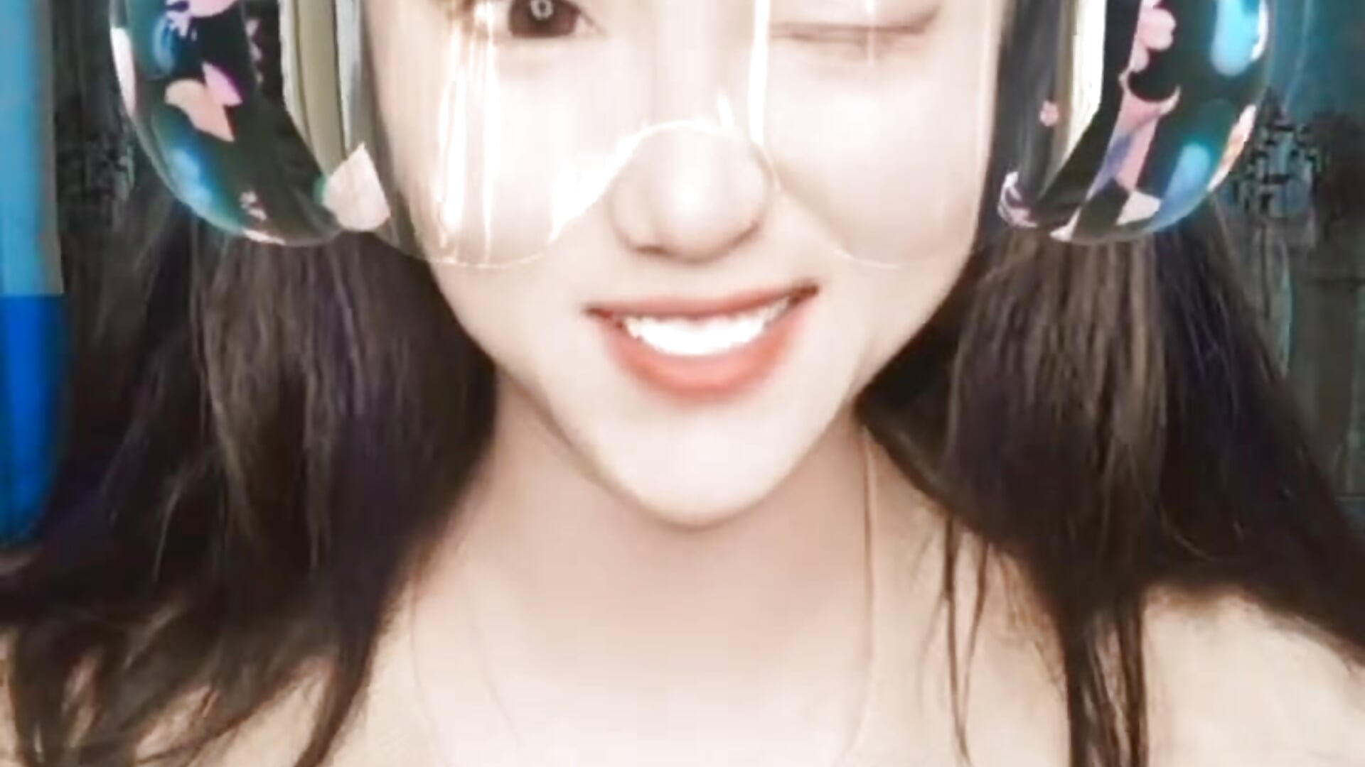 眼睛抽筋了 - video by liqinqin-5201 cam model