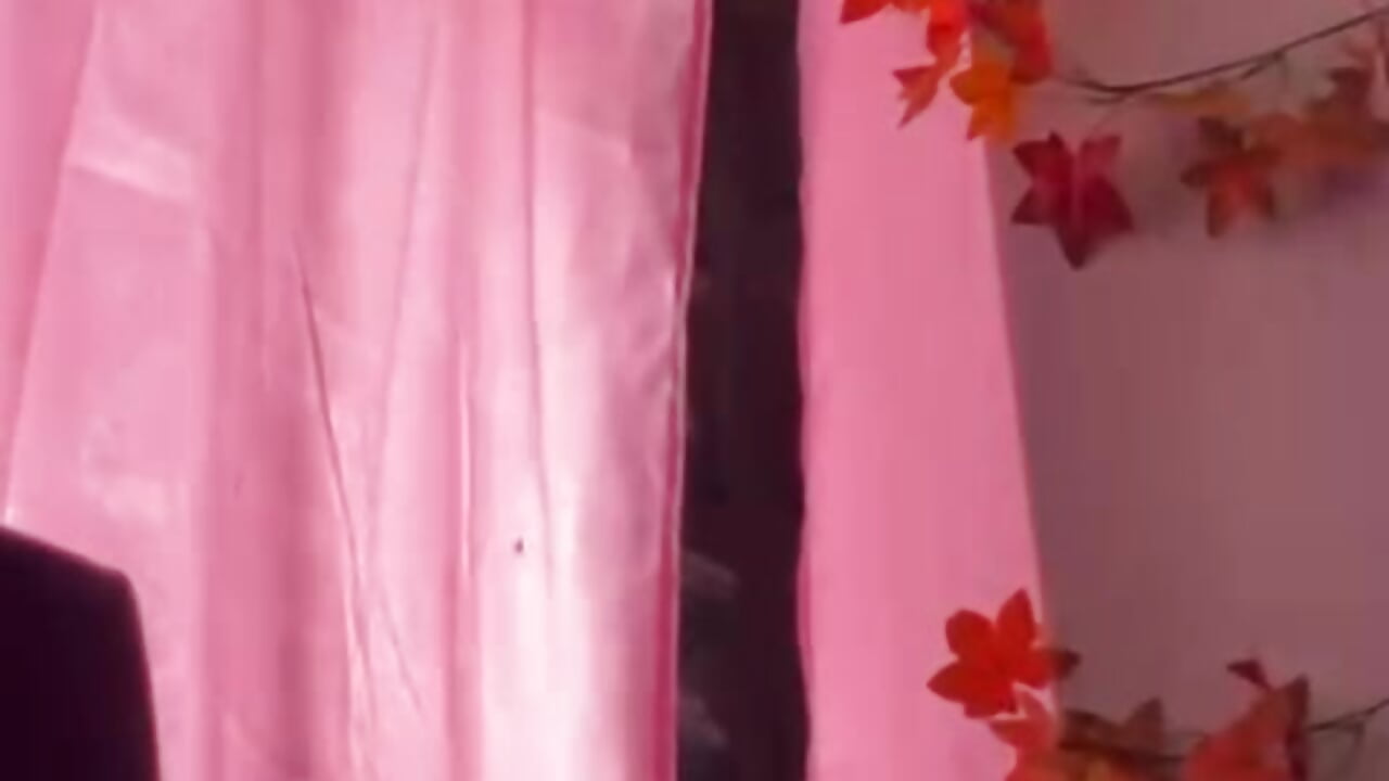 WhatsApp Video 2025-12-30 at 9,41,56 PM (1) - video by Valen_luxx cam model