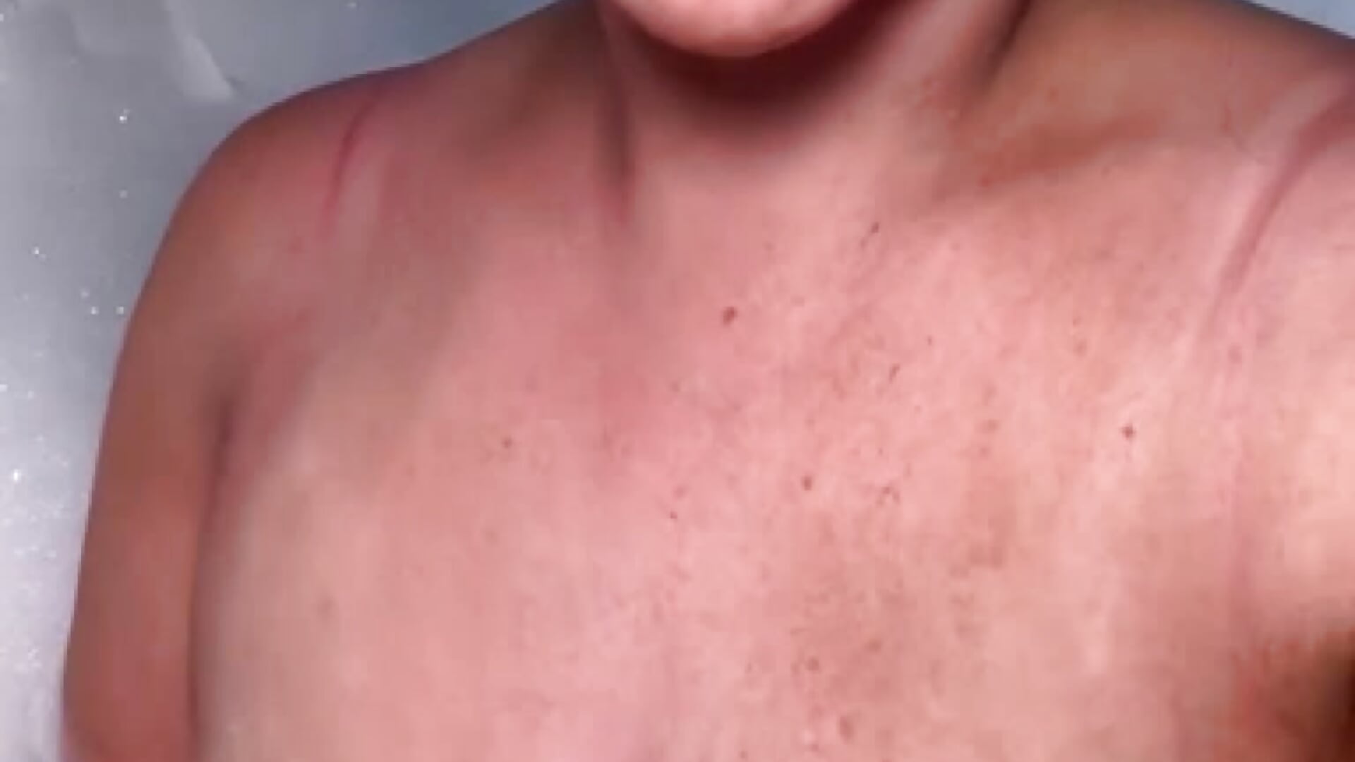 Bath time 😈💦 - video by Sasha_CurvesXX cam model