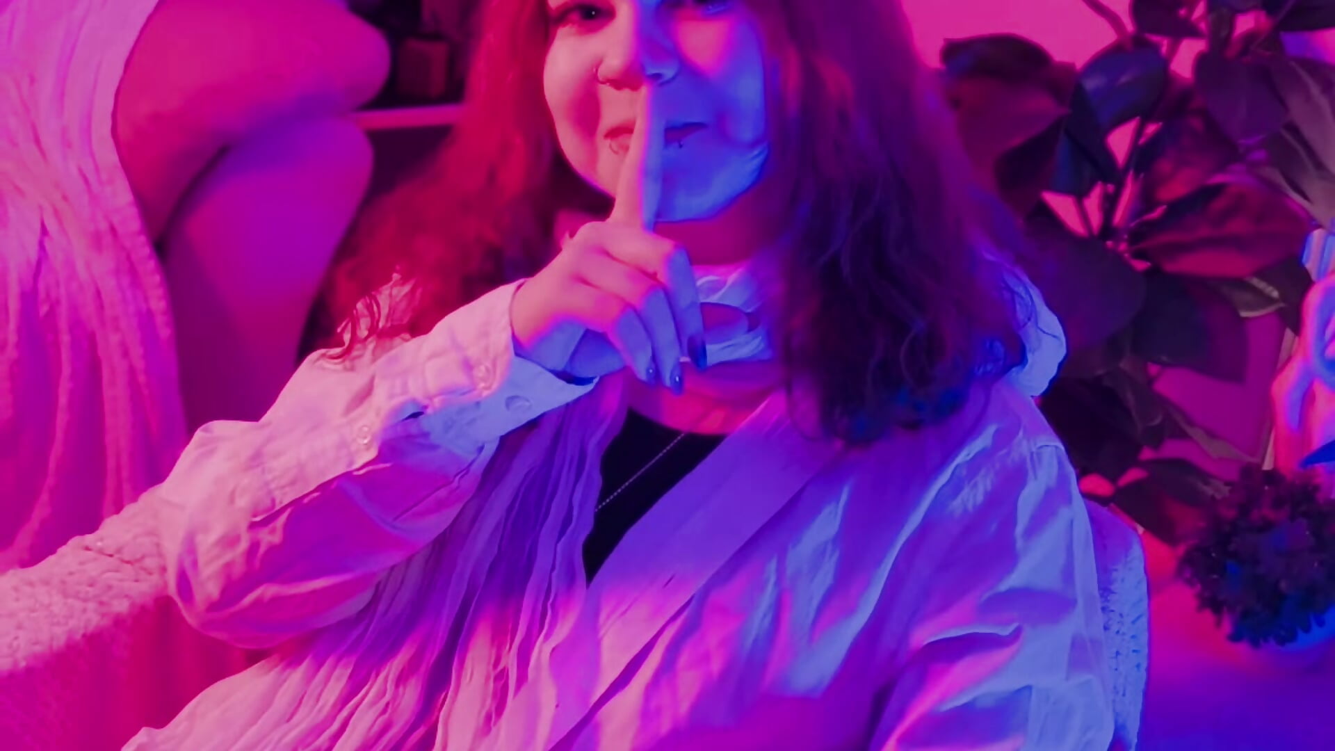 OMG 😱😱 SO MANY LIGHTS - Vídeo de A_Lot_of_Bunny, modelo de vídeos