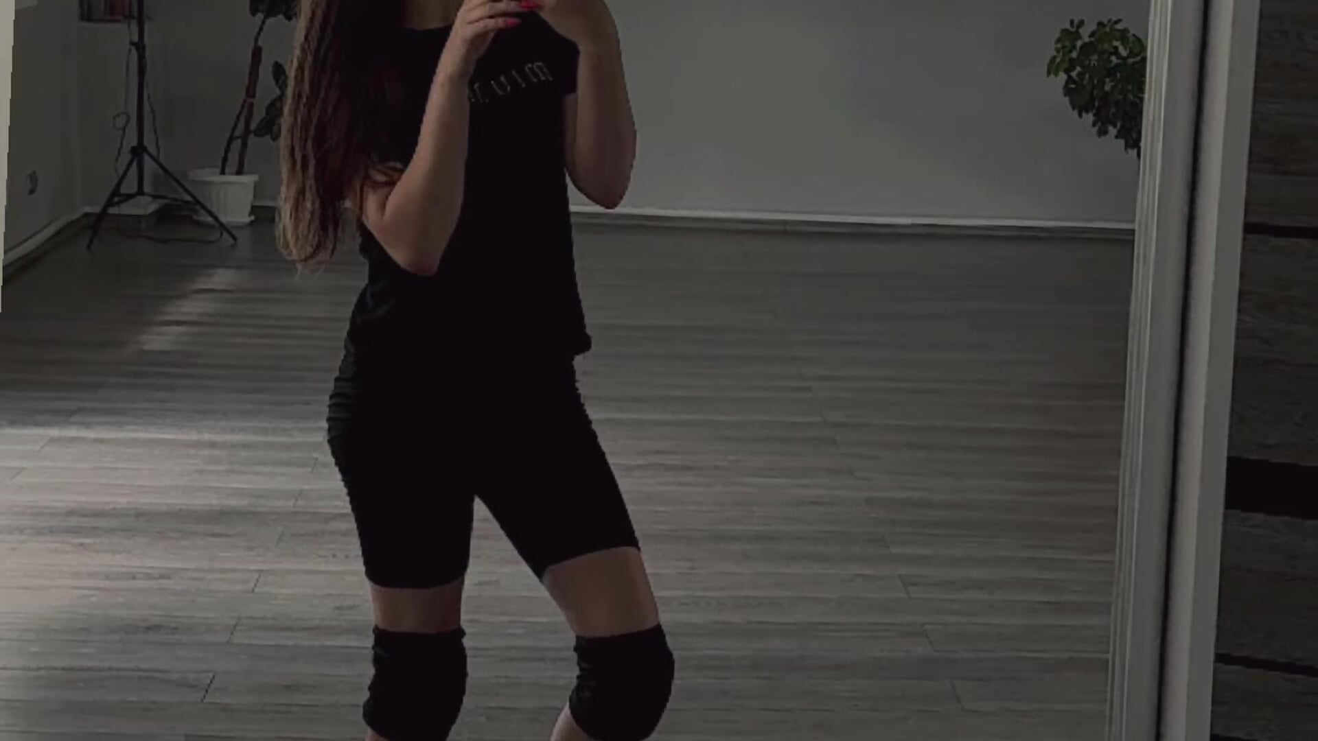 3550bf1b2d894aeead767291f235cfe3 - video của người mẫu cam Victoriadaily