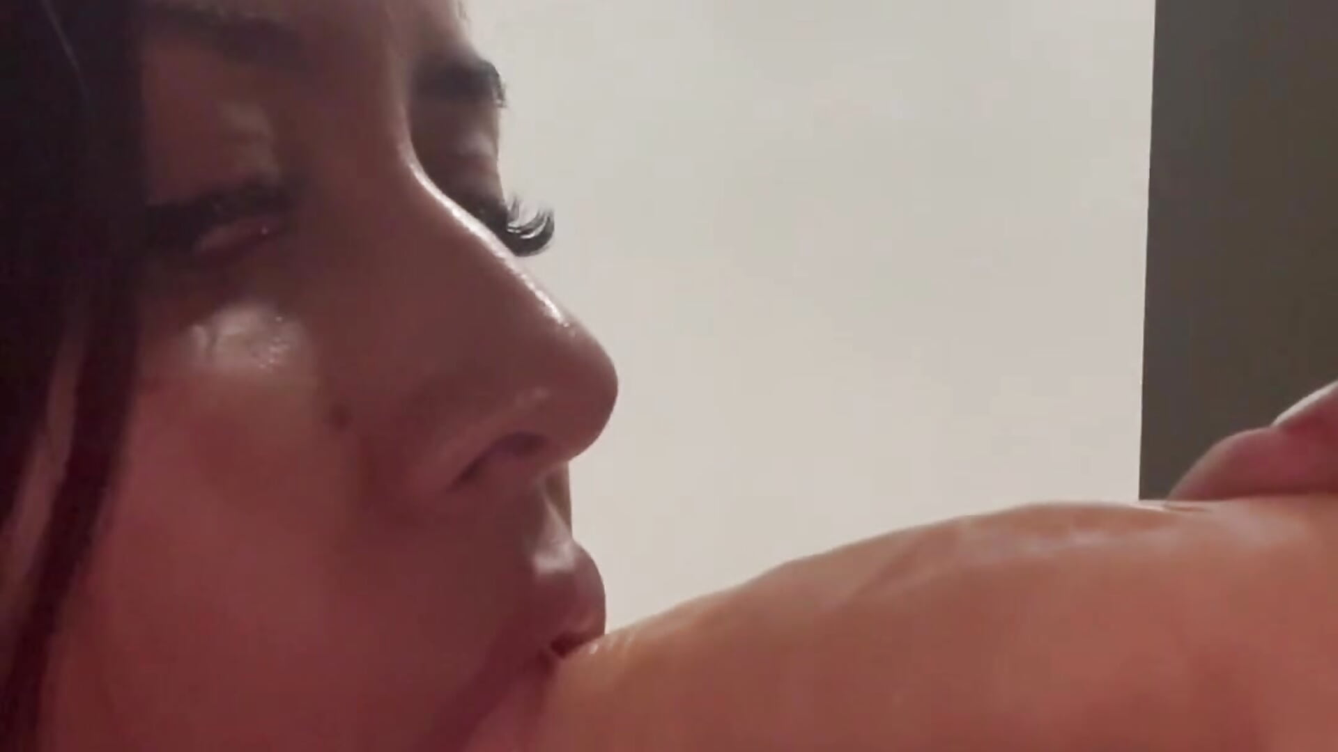 thinking of you while I suck it 💦