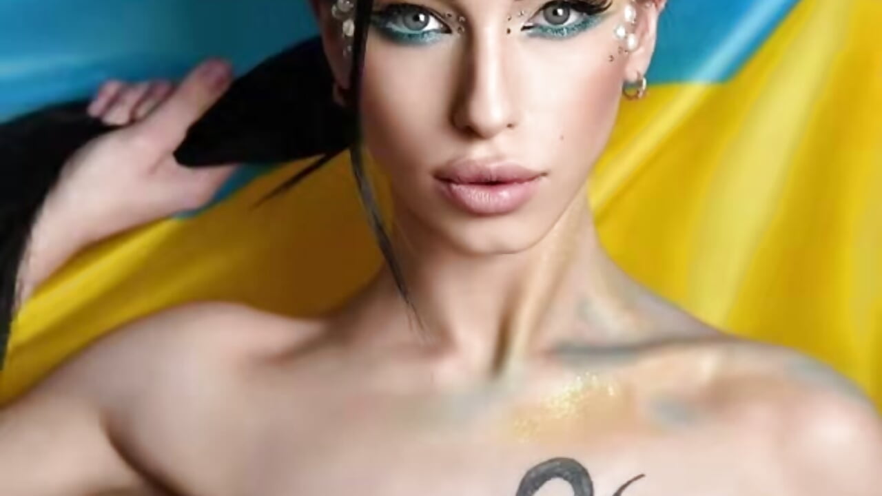 I am Ukrainian💙💛🇺🇦 - video by Vlada_Elfie cam model
