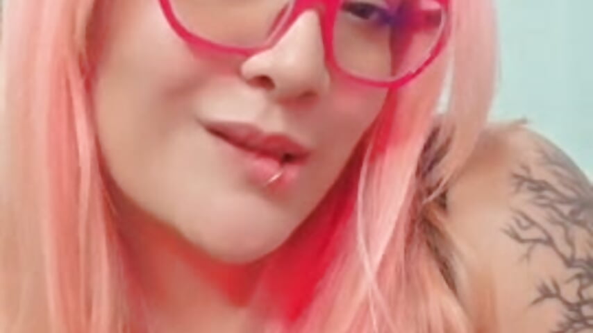 I love to sing🖤🥰 - video van Nova-Satela cam-model