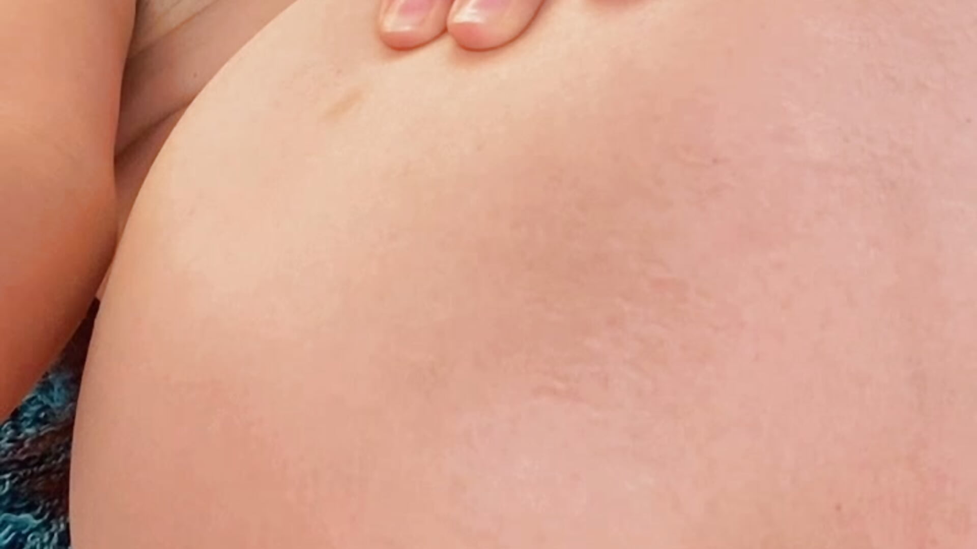 🍑🍒🍒 - video by Eveliin_ruiz