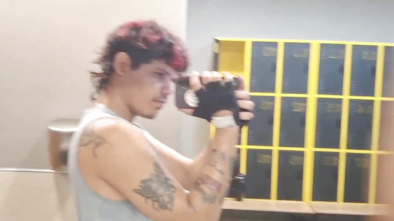 WhatsApp Video 2026-02-23 at 3,52,58 PM - video van cum_park1 cam-model