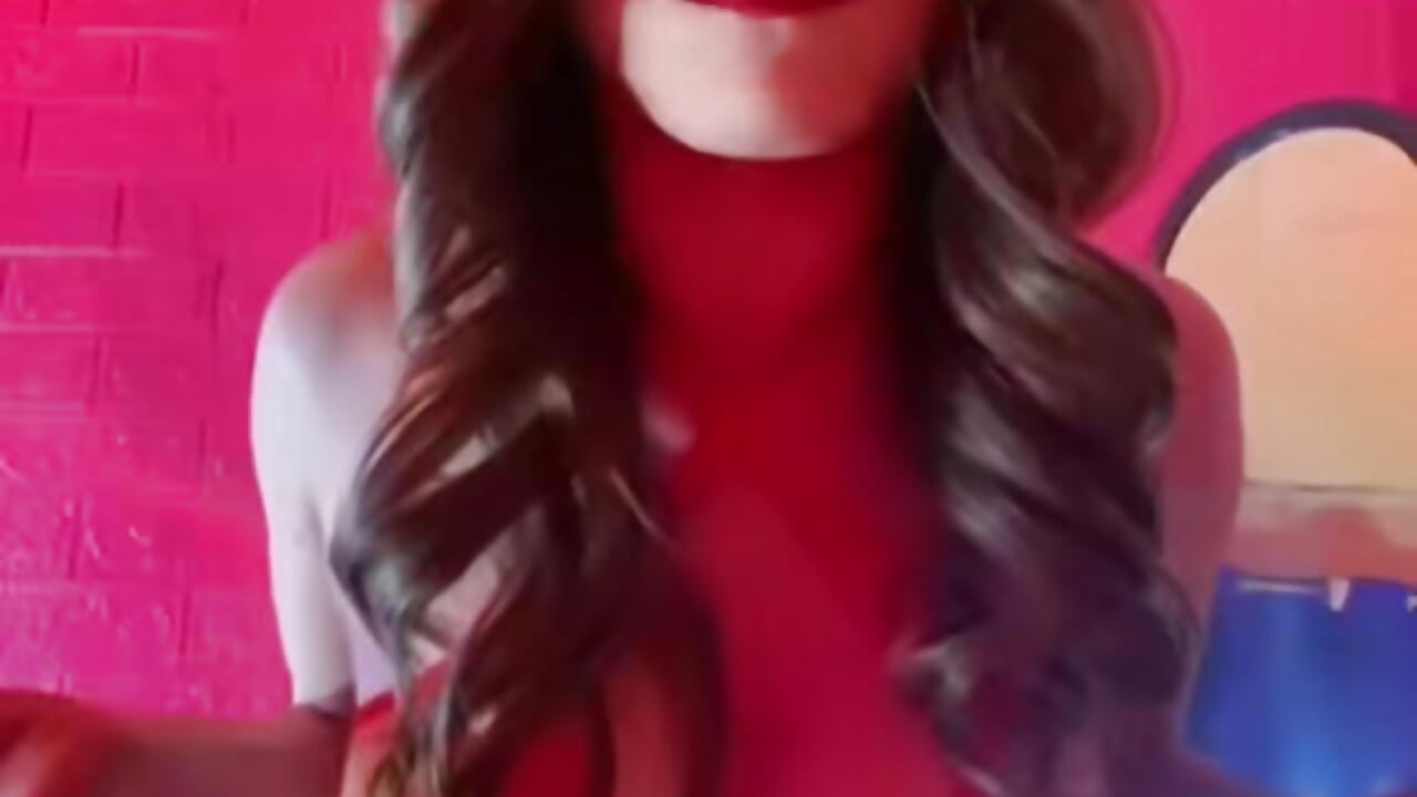 v1c044g50000d3bmkmnog65iegves6a0 - vidéo du modèle de showcams BigCockLatinaTS