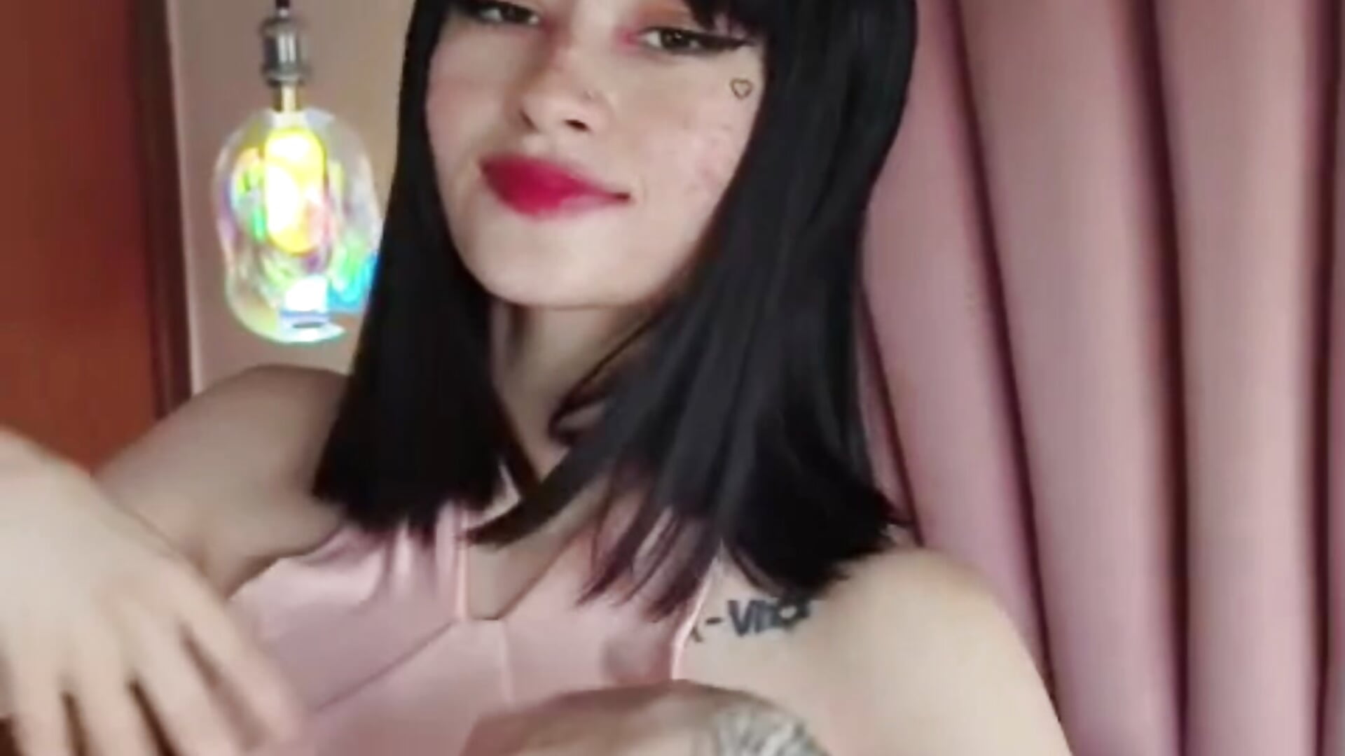 Velvet Skin & Wild Thoughts - video by AnnaMitchells cam model