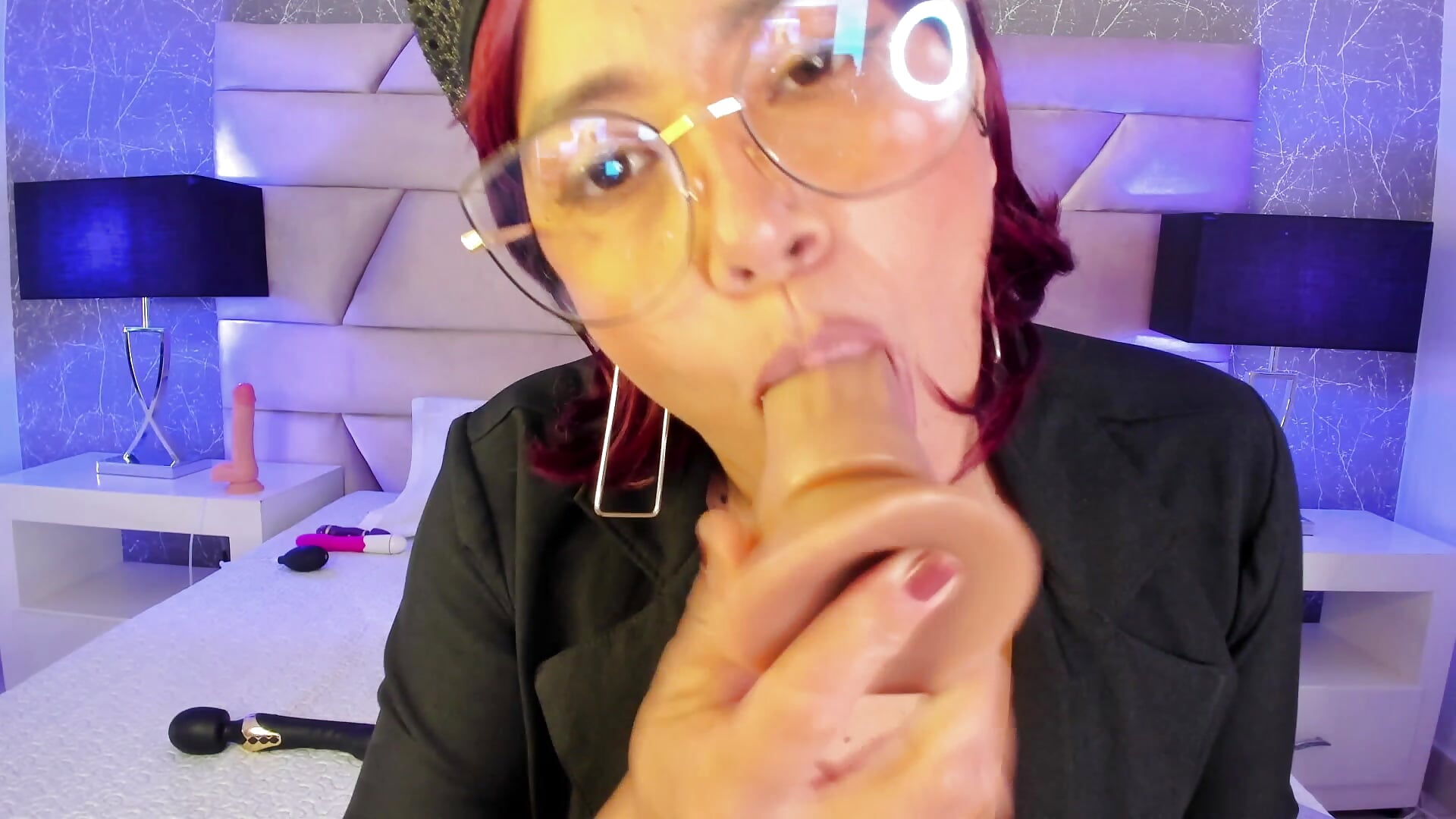 Very sloopy blowjob closer - video by Ivy_Coopper cam model