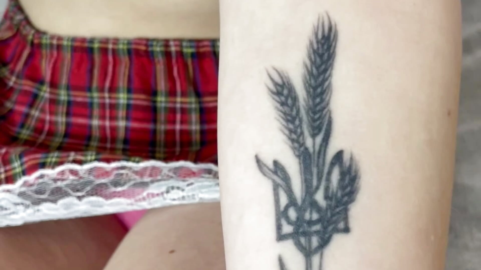 tatto - 視頻由 Baby__Kate 主播提供