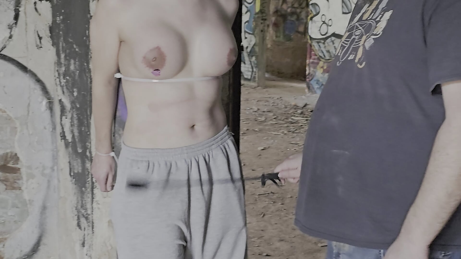 Spank y bondage en lugar abandonado 😈❤️‍🔥 - відео від вебкаммоделі Sakura_trans