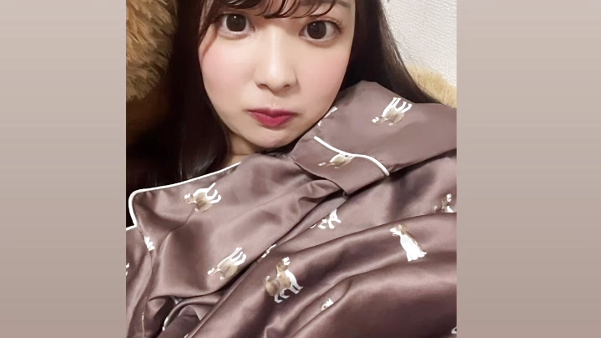 なんて言ってるかわかる人いますか😕 - video av Mayu_000 cam-modell