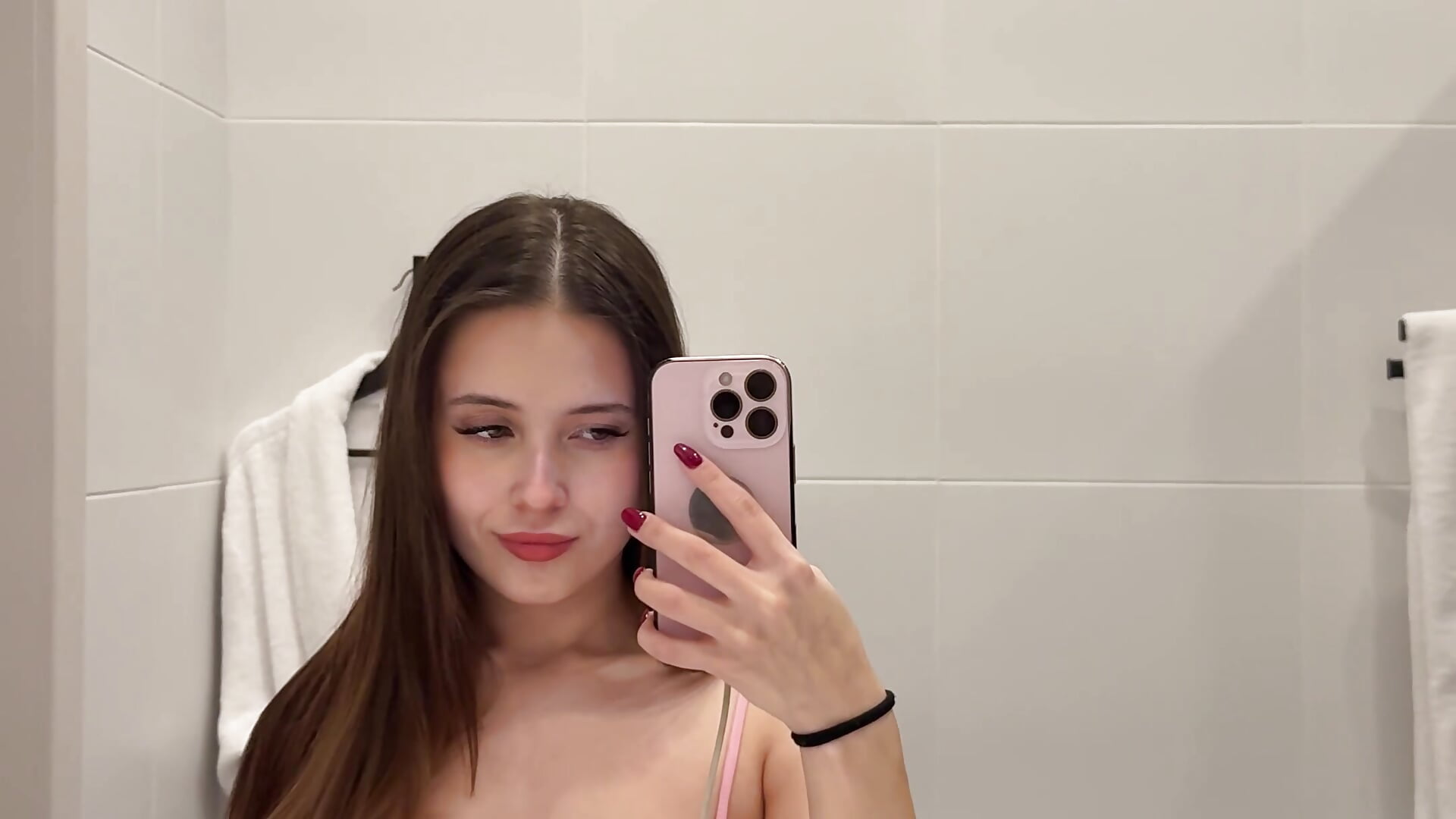 Will you dance with me?🍒🔥 - video oleh model kamera EmilieFox