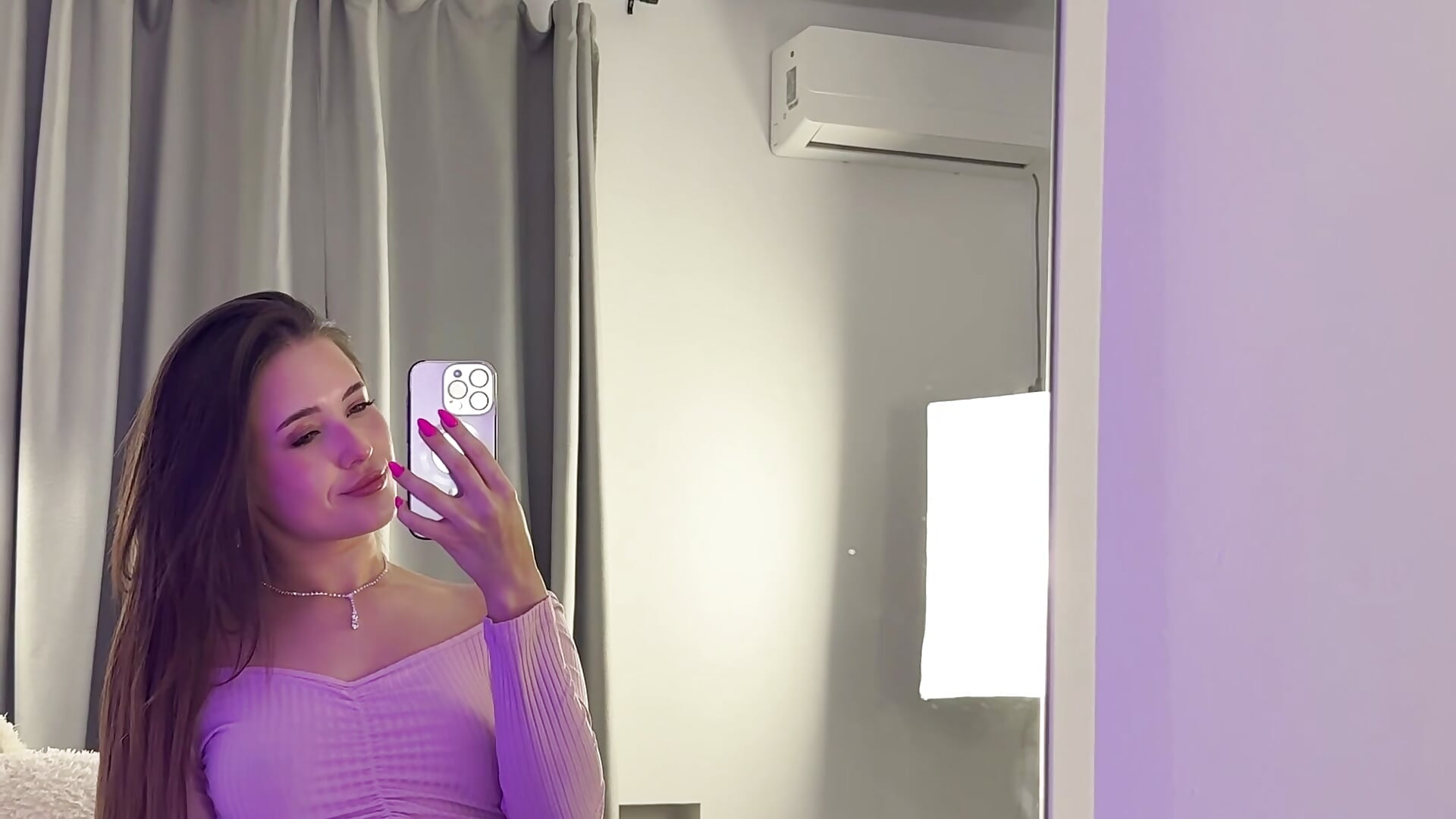 I want today to be special, will you help me?❤️ - vídeo de la modelo de cam EmilieFox