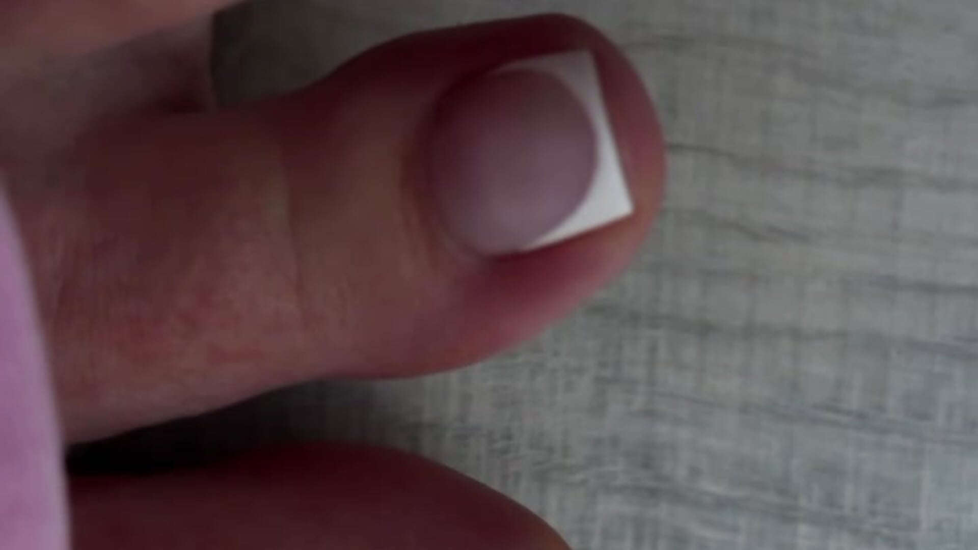 foot fetish #feet#nailpolish#toes - video by Roxie_White cam model