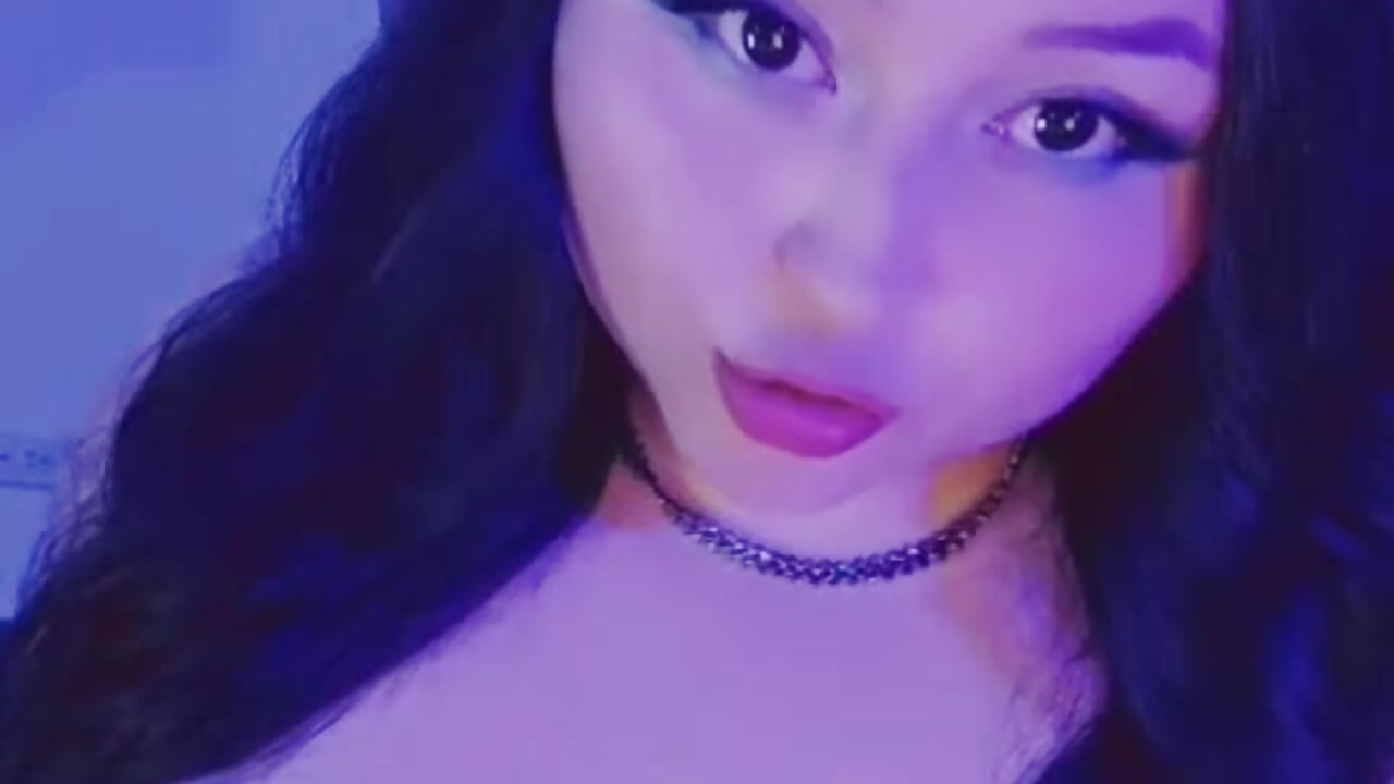 A little bit of what you're missing out on by not having my Snapchat - video by Sweet_lenna cam model