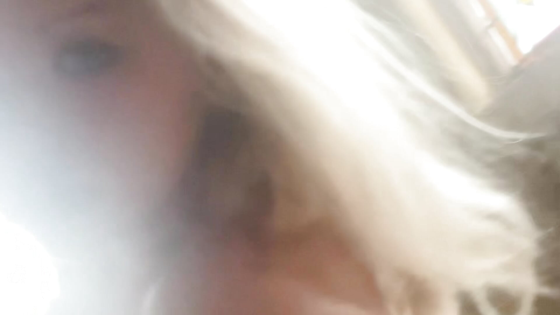 v09044g40000d2unsa7og65hl6bjr6ag.mp4 - video av blissdoll cam-modell