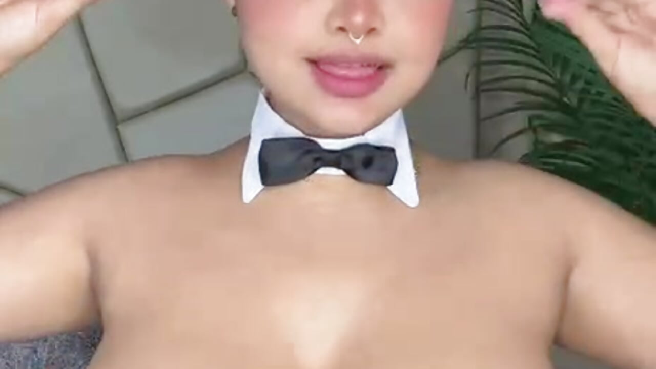 Conejita traviesa - video by SASHASTRADA_ cam model