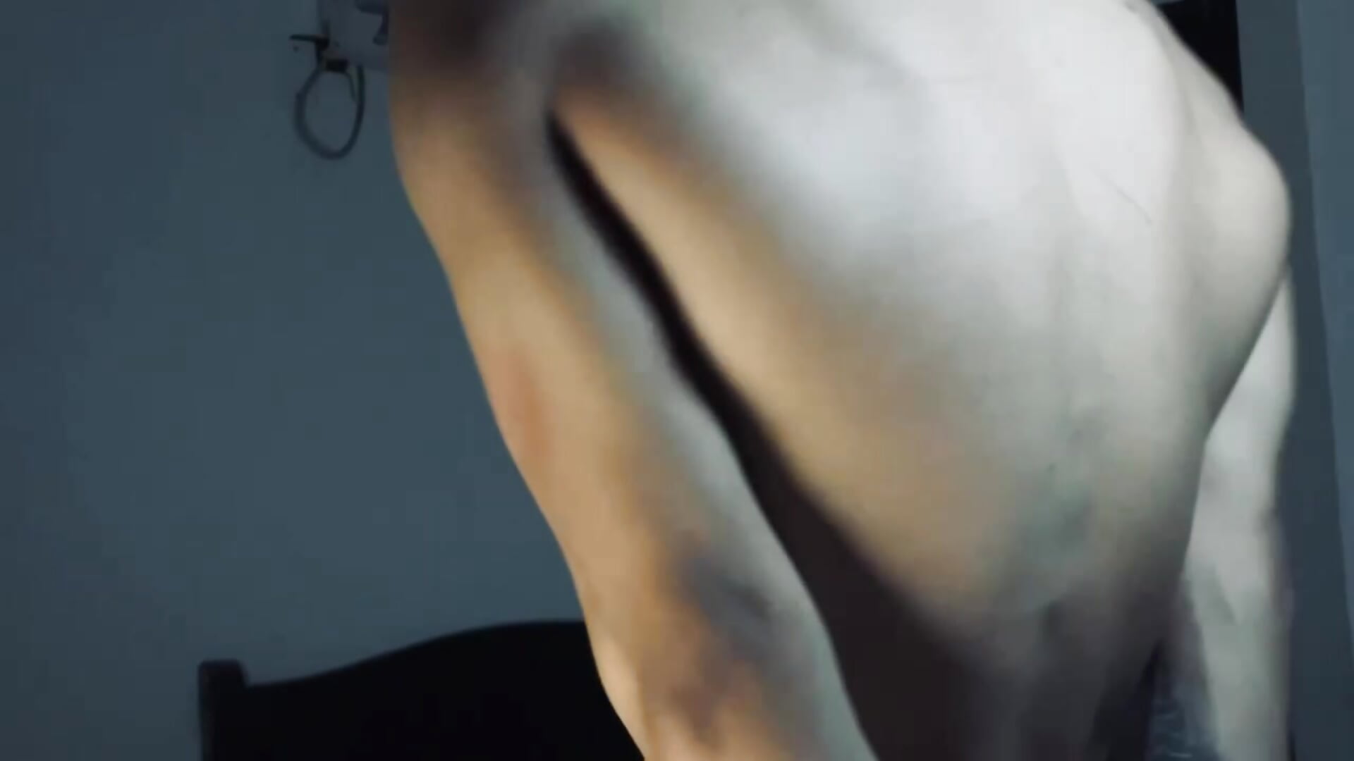 TATTO POSING - video av SnakeVelvet cam model