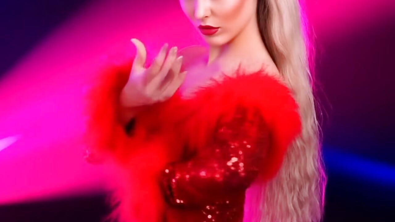 "What New Year's gift would you like to receive from me?" - video by JaneOSweetAh cam model