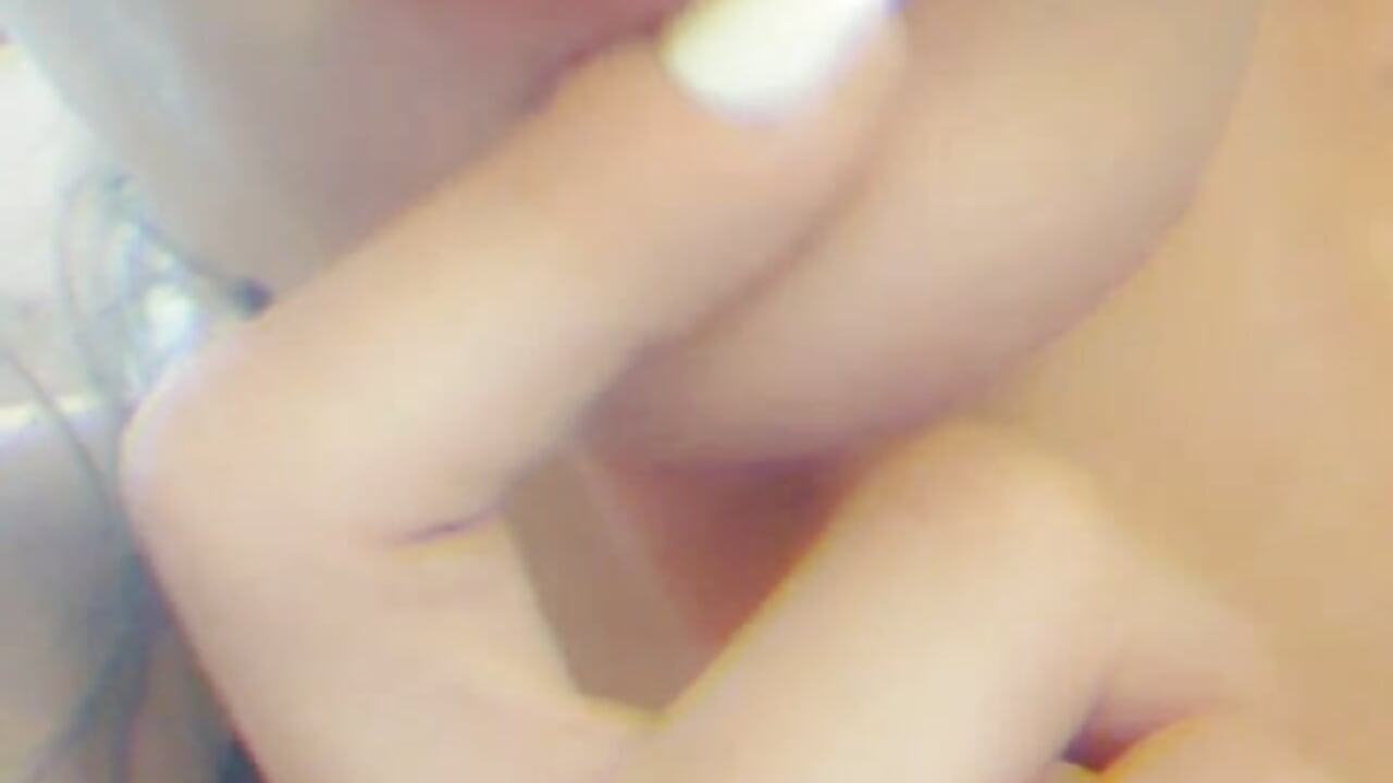 Not the only soft lips I have for you... - video by UrPreferredNerd cam model