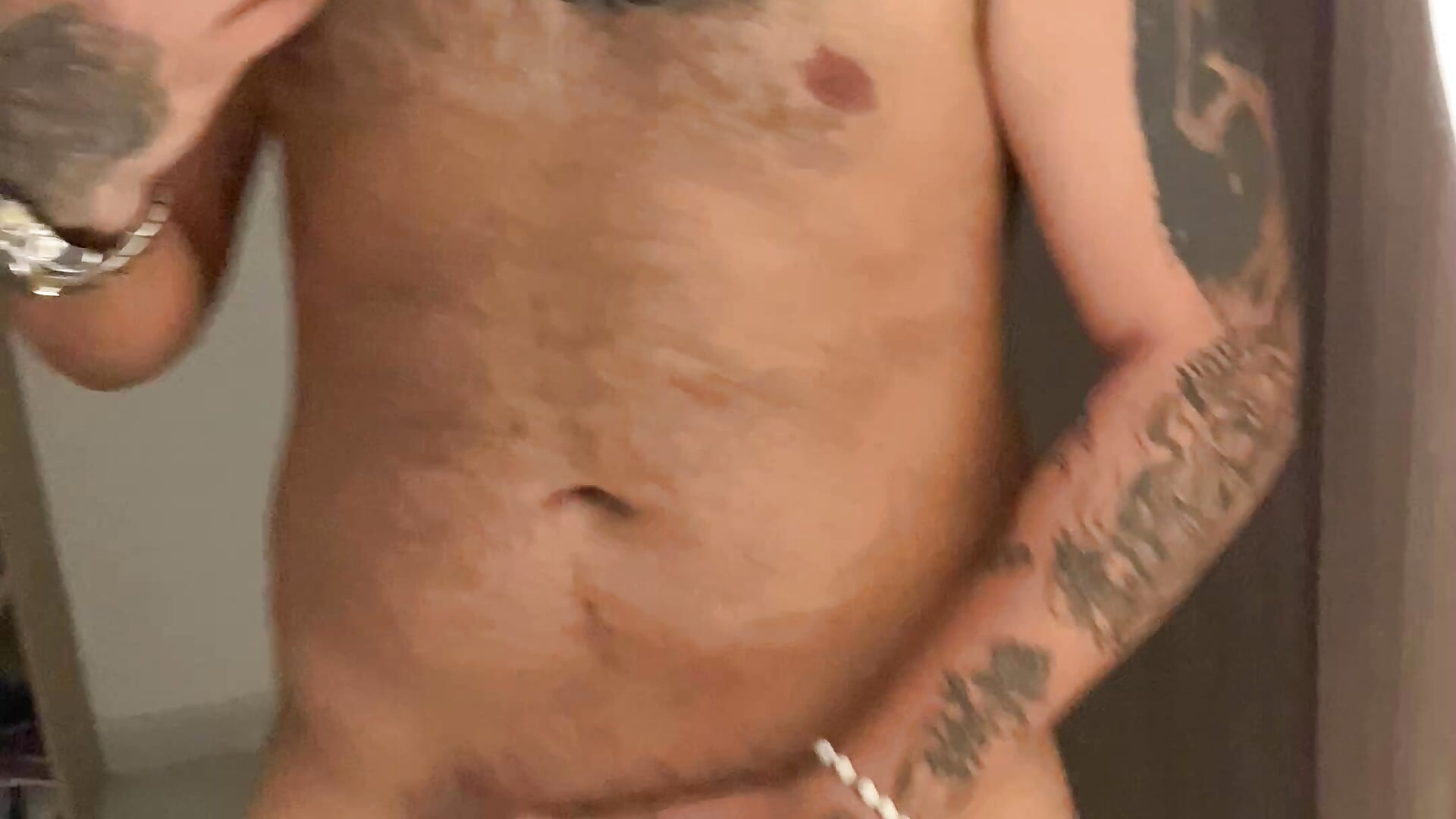 Pene y tatuajes 🥵🫣🫣🤤 - video di Rey_Mandinga modella di cam
