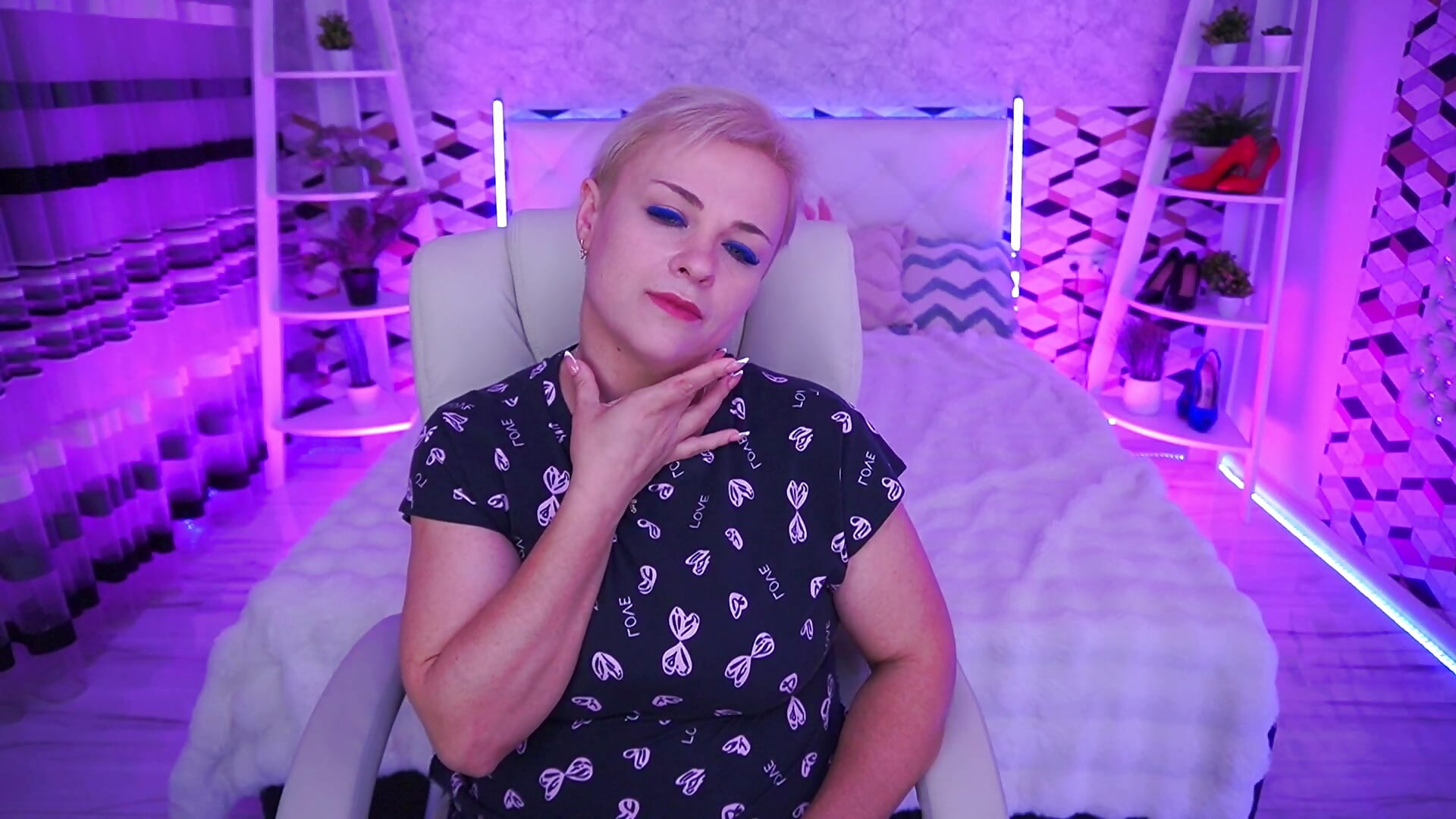Tender and sexy Zhanna😍💕 – video modela na kameri CrystalVibe