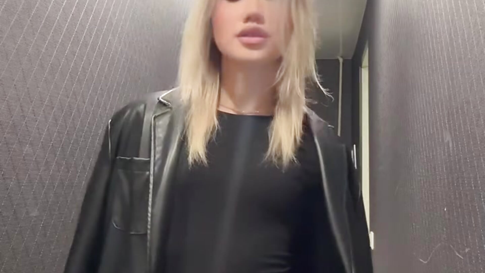 hey hey - video SweetNova_ kameramallilta