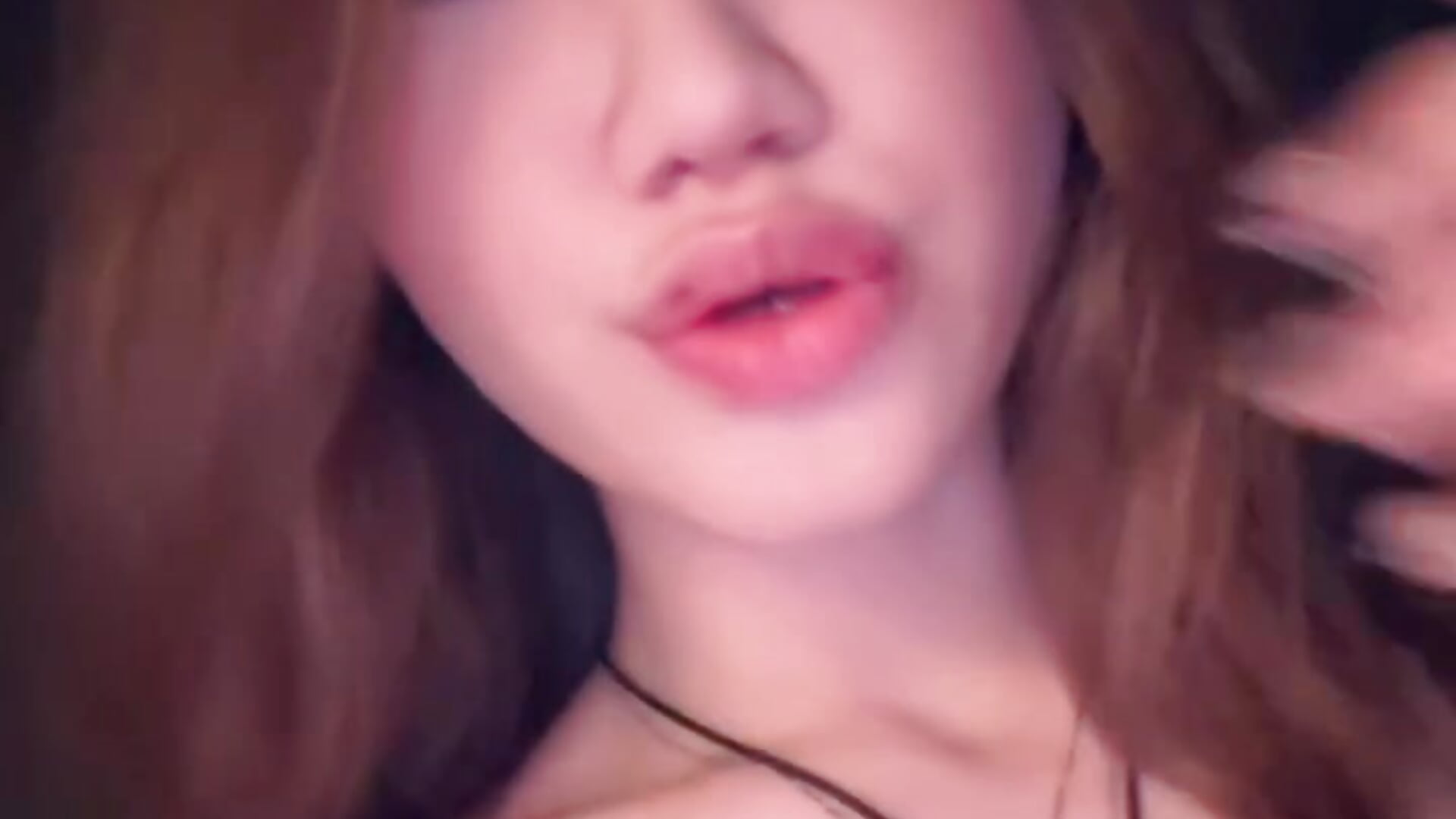 Sweet on the outside, storm inside - วิดีโอโดย SweetNova_ โมเดลแคม