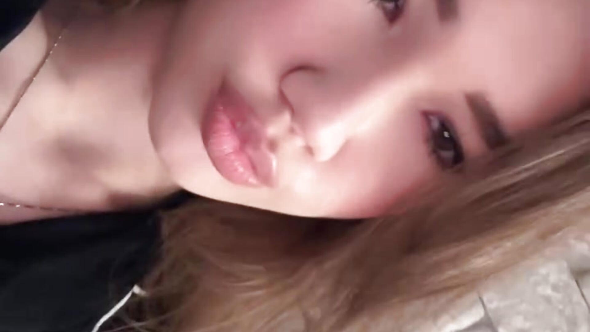 Click me - clip cu SweetNova_ model videochat