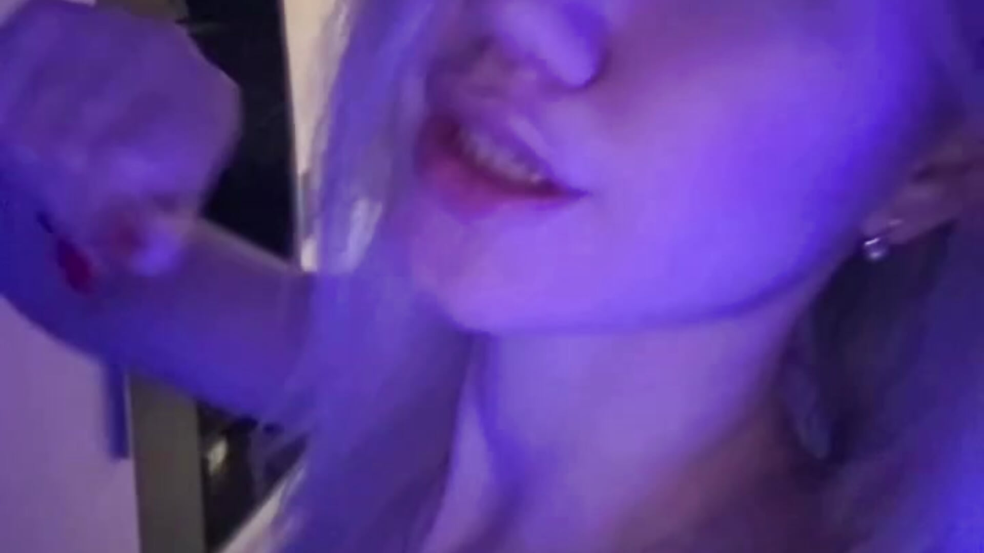 Kind eyes only - video by SweetNova_ cam model