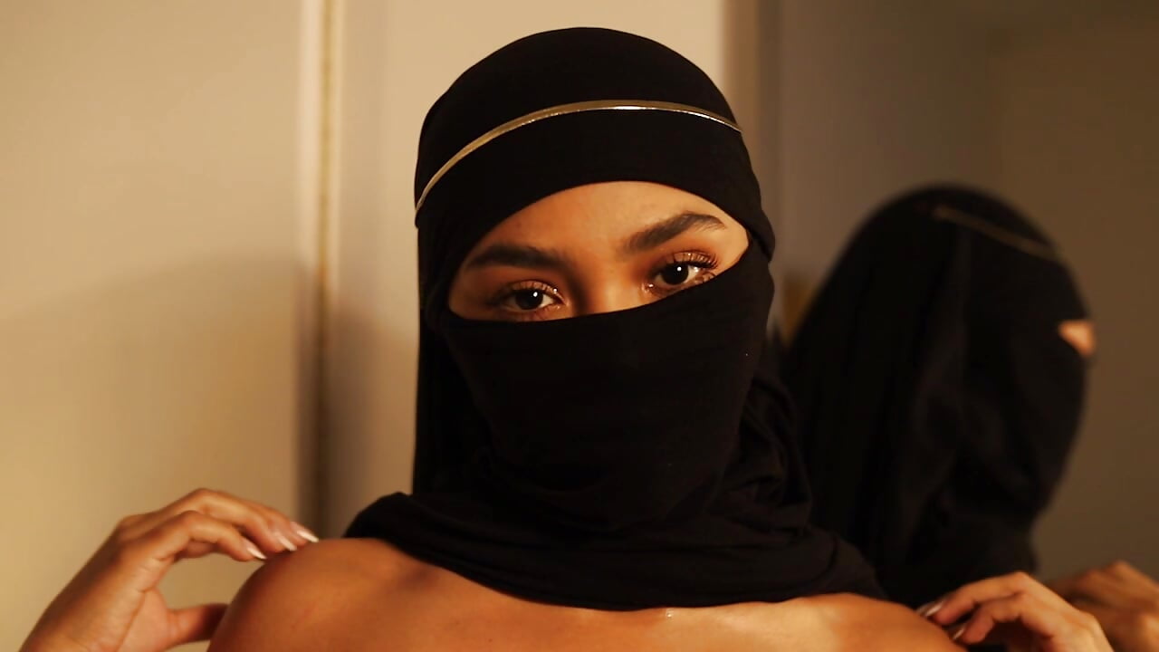 profile-intro-video-1768258770 - video by _Tariq cam model