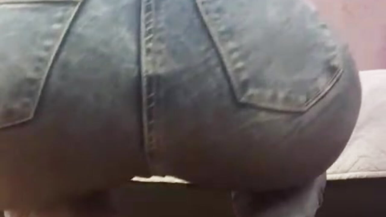 jumping jeans - video của người mẫu cam _NatachaDiaz_