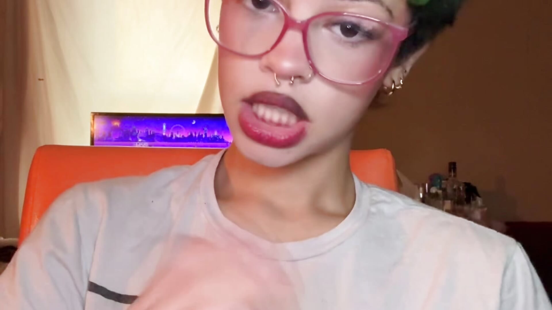 lip sync - video by jojosbizarrelyf cam model