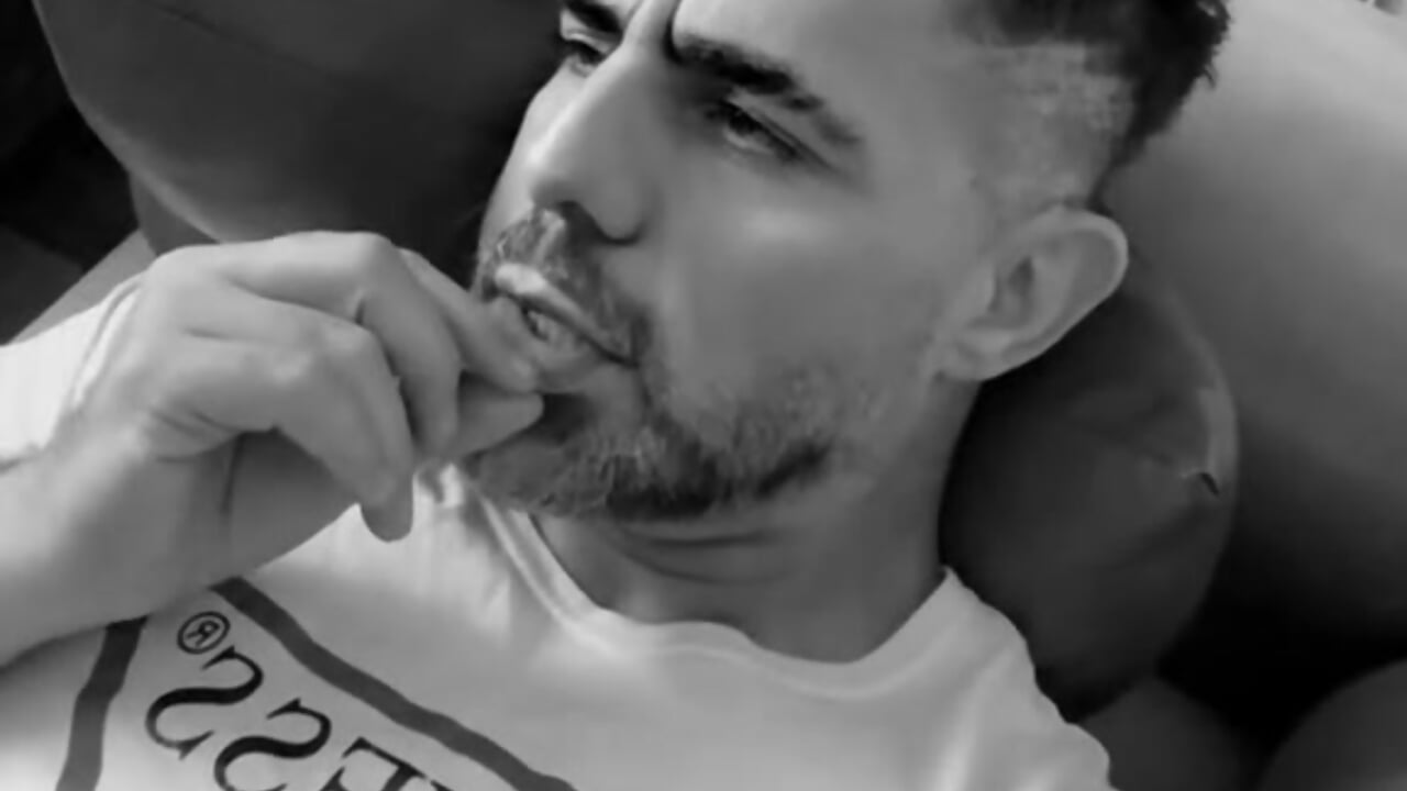 v14044g50000d1j95snog65kbjvnscvg.mp4 - video by wolfbucker cam model