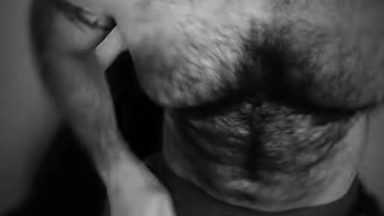 Dancing – video modela na kameri wolfbucker