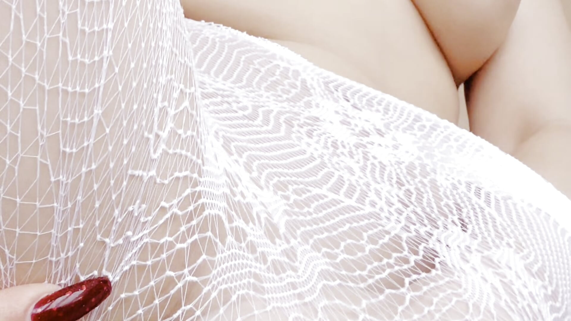 Love to tease you - video od modelky/modela Caroline_F0x