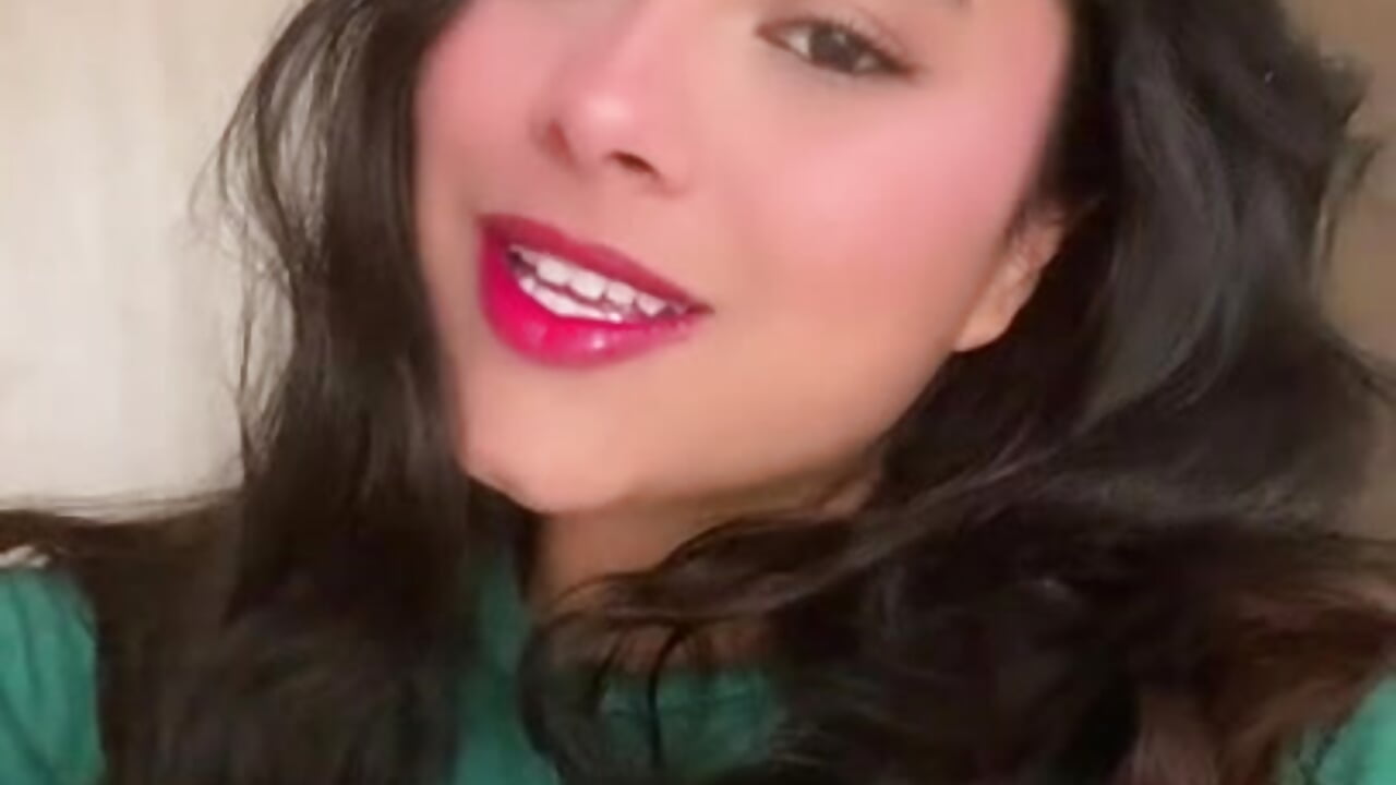 I love you and you know it - video by AnnaSmiles cam model