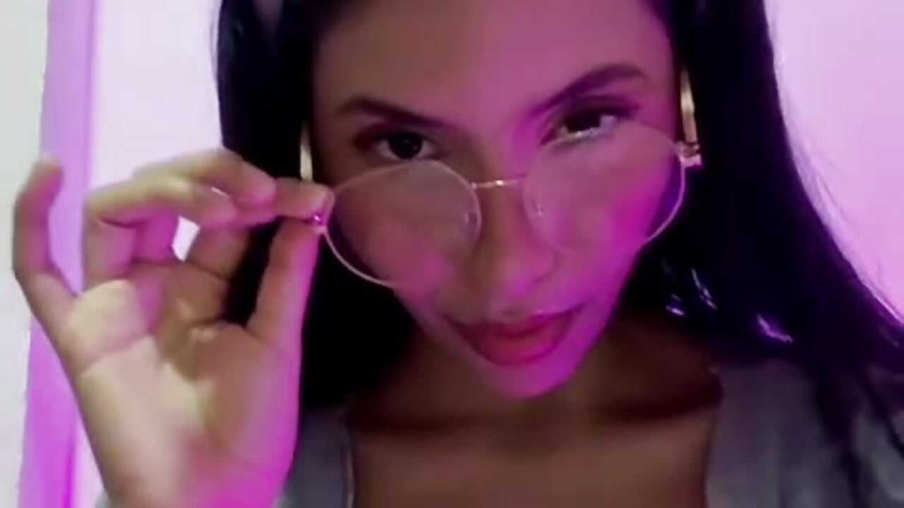 WhatsApp Video 2026-01-05 at 5,21,35 PM - video by FrierenHot cam model