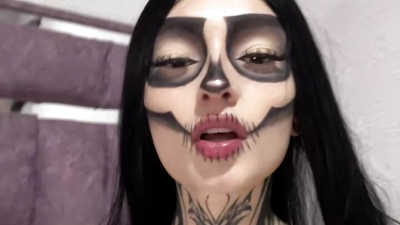 Halloween 🎃 - video by dulce-katt cam model