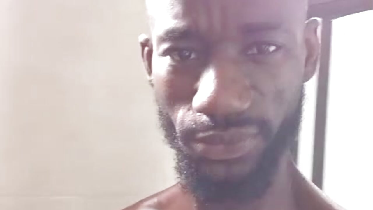 Lord_Diick – popularni video modela na kameri 9011