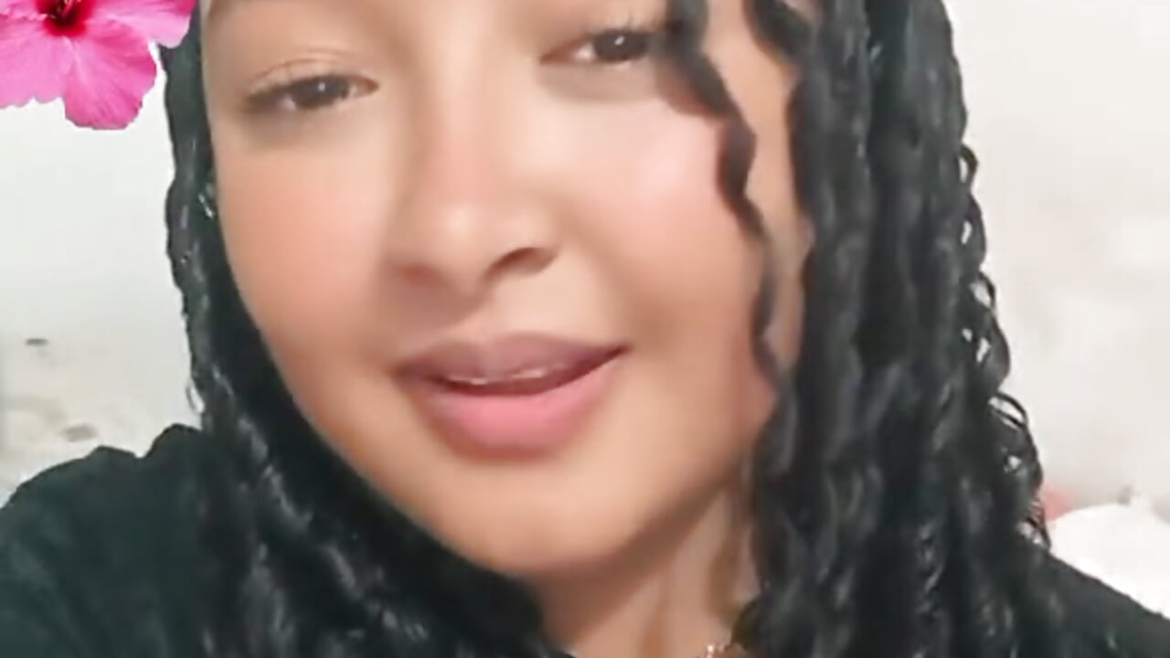 2 vid - video by sweetdesireasm cam model