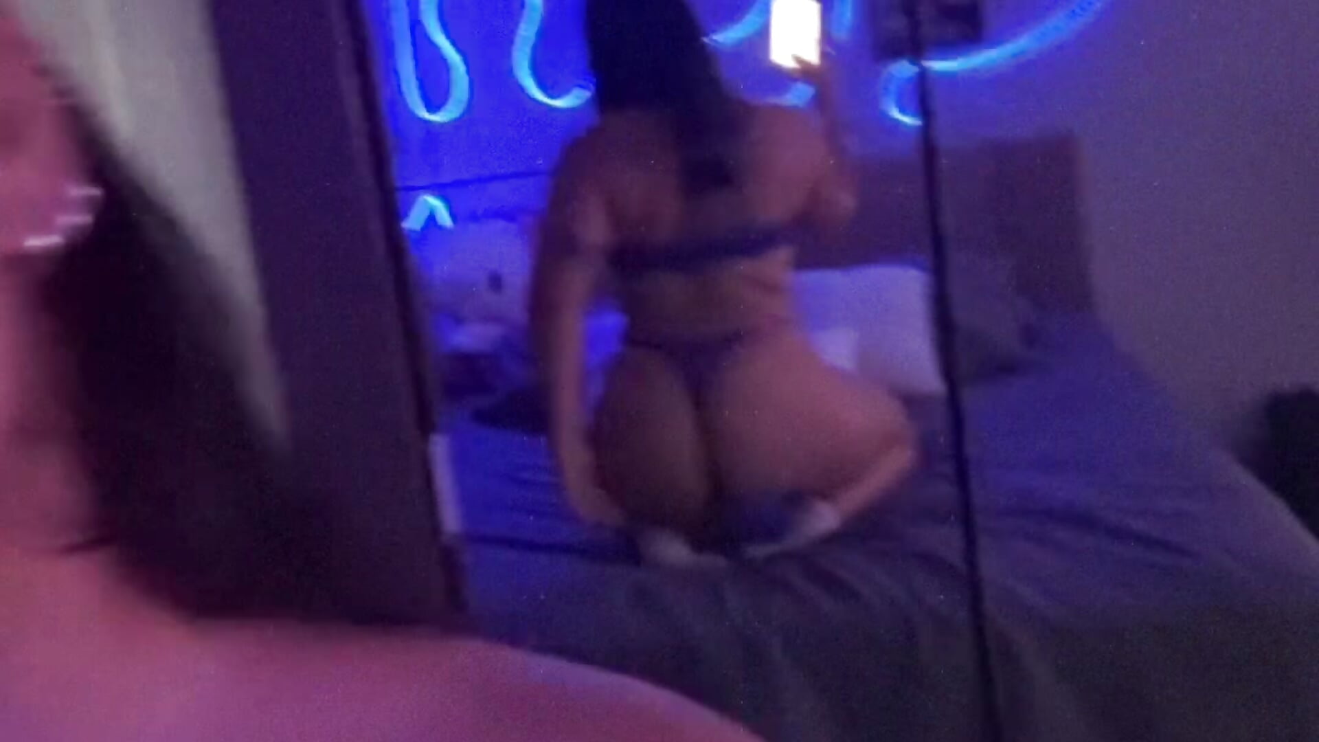 🌚💙 - video by vivicortez cam model