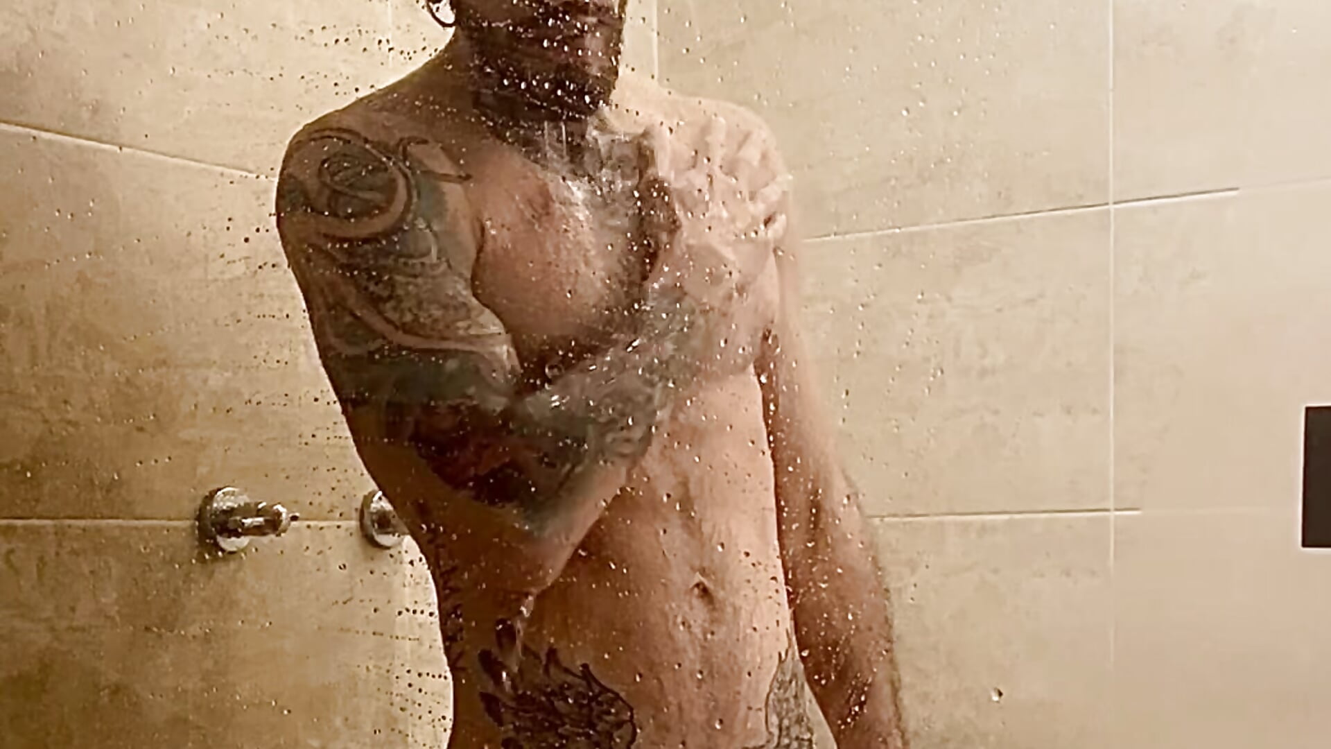 Simón 💦🥵 - video by Simon_Rz cam model