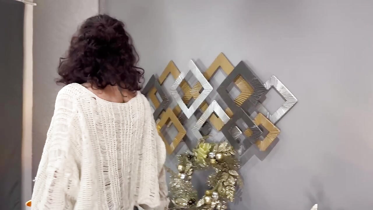 𝐘𝐎𝐔𝐑 𝐄𝐘𝐄𝐒 𝐀𝐑𝐄 𝐒𝐇𝐈𝐍𝐈𝐍𝐆🌟 – video modela na kameri RIANA_SI