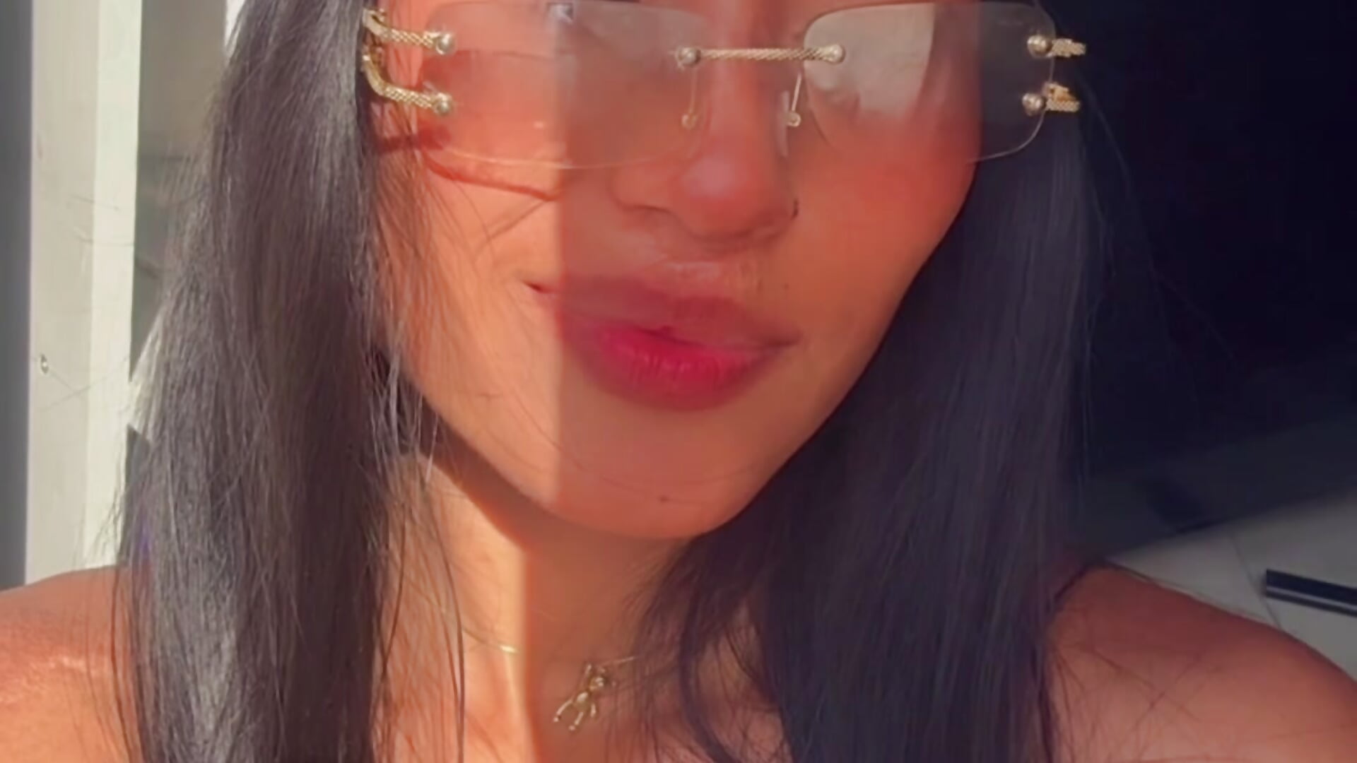 2C6EFE2B-63B2-4649-9611-6BB226EB674E - video od modelky/modela Roxana69obreron