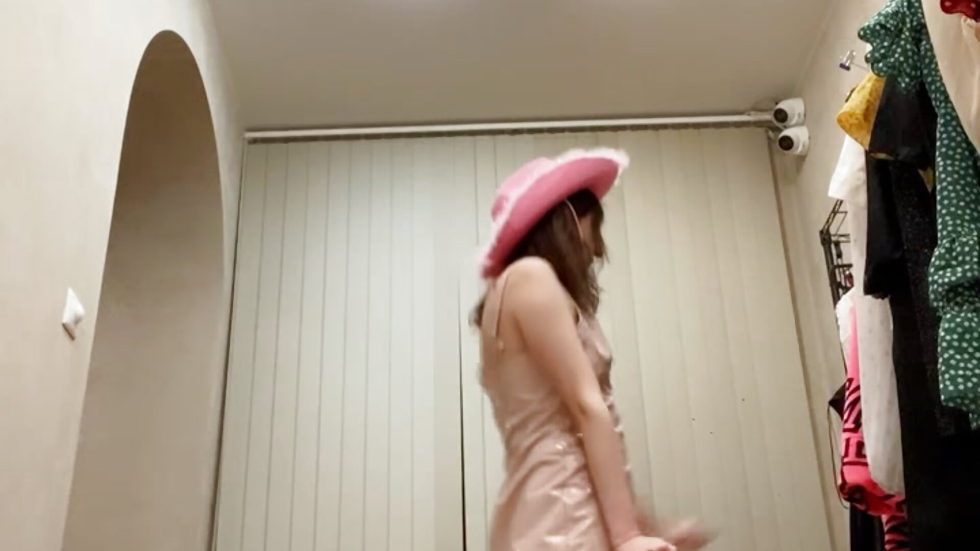 Naughty cowgirl in latex — filmik Ruby_blossom_, modela(-lki) na kamerkach